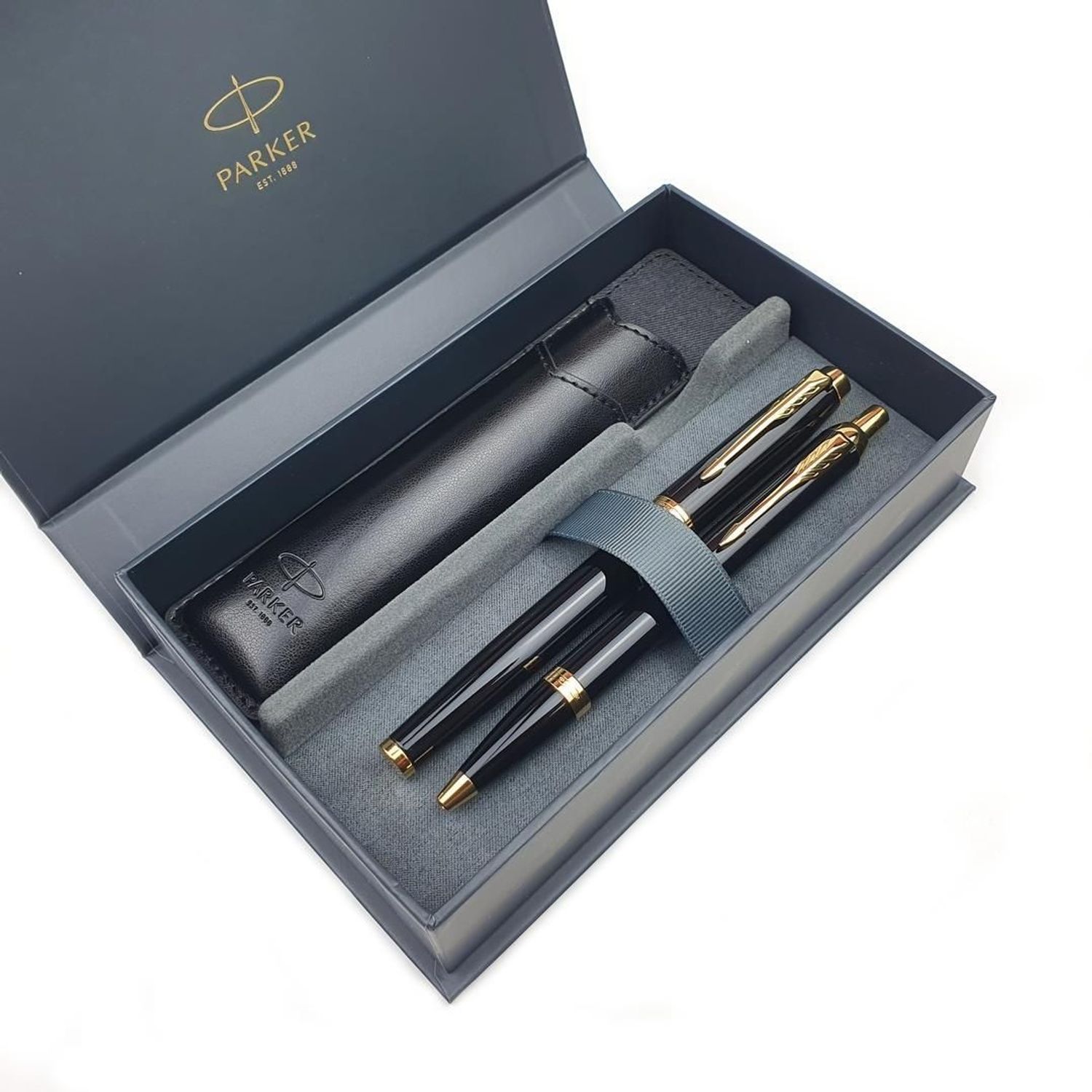 Zestaw prezentowy Duo IM Pióro wieczne+długopis+etui skórzane czarne GT Parker DUO IMETUI1 (1).jpg